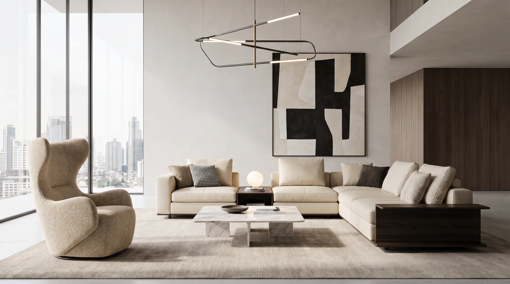 Hotel-Lounge mit unterschiedlichen Sesseln und Sofas vor einer Fensterfront